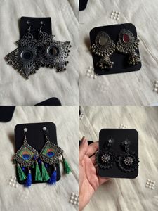 Assorted Dangle Earrings Set