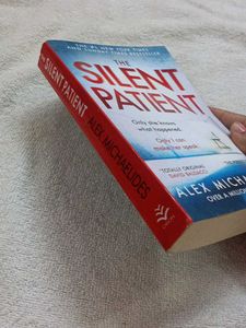 The Silent Patient by Alex Michaelides