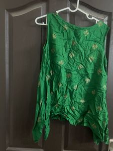 Green Sleeveless Kurta with Golden Print