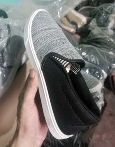 NEW NO USED CASUAL SHOES FOR MEN &amp; WOMEN'S.
