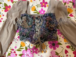Floral Corset Top with Puff Sleeves❤️‍🔥🦋🌸