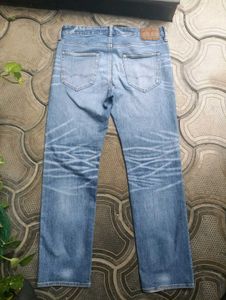 American Eagle Distressed Blue Jeans