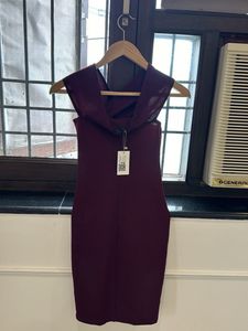 Chic Maroon Bodycon Dress - Size Small