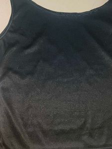 Black Sleeveless Tank Top