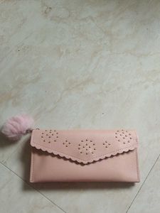 clutch purse