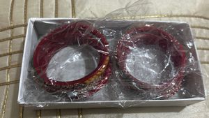 Red Embellished lac Bangles Set