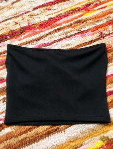 Chic Black Twist Front short Tube Top