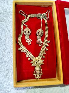 Sparkling Rhinestone Jewelry Set ⚪