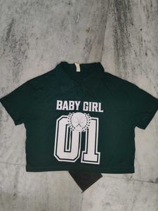 Cropped Green "Baby Girl 01" T-Shirt💚