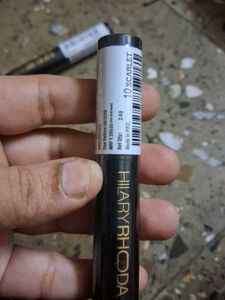 Hilary Rhoda Matte Lipstick 10 SCARLET