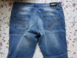 Selling Jealous21 Jeans In ₹300