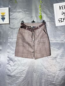 Chic Plaid Mini Skirt with Belt