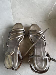 Stylish Metallic Flat Sandals