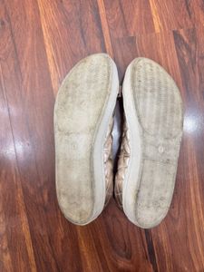 Carlton London Ballet Flats with Bow Detail