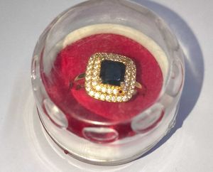 Elegant Black Rhinestone crystal gold metal Ring