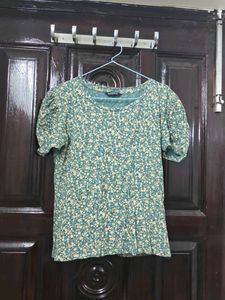 Green Floral Top, can give in min coin