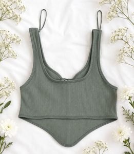 Ribbed V-Neck Cropped Tank Top for gym wear