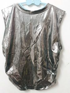 📸Silver Metallic Sleeveless Top