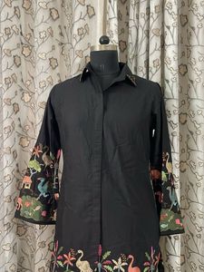 Black Kurta Set with Embroidered Print
