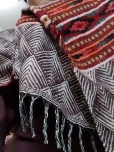 woolen stole