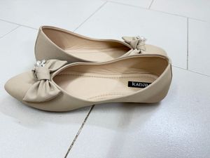 Elegant Bow Flats