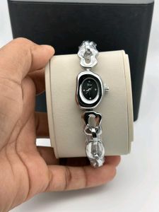 Elegant Rose Gold Chain Watch