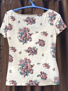 Floral Print Zip Neck Top