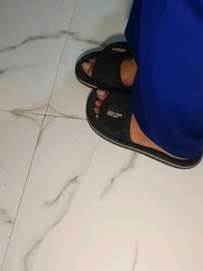 Doctor Extra Soft Black Slides