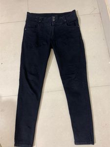 skinny black jeans