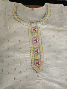 Elegant Off-White Kurta Set with Embroidery