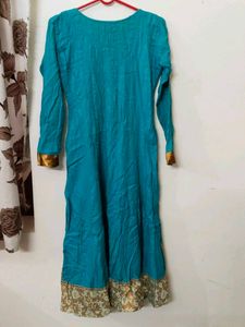 Elegant Teal Kurta with Gold Embroidery