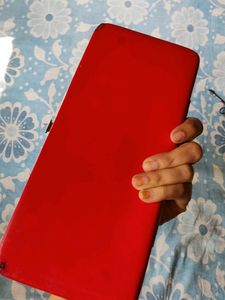 🍒 Red clutch