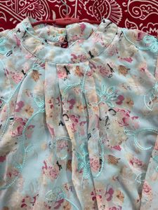 Beautiful Floral Print tunic top