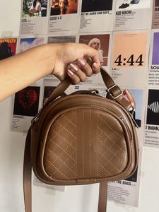 leather brown sling bag 💼