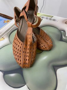 Women shoes