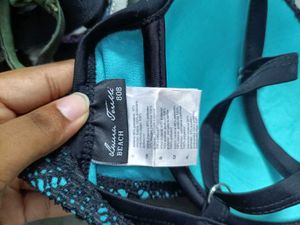 Stylish Black &amp; Teal Lace Bra