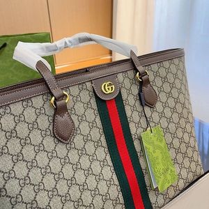 Gucci Tote Bag - Classic Design