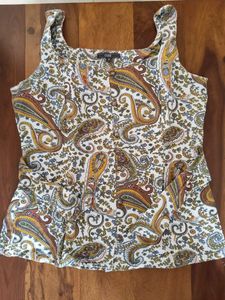 Sleeveless cotton top