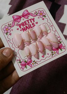 Pretty Nails - Pink & Gold French Tips