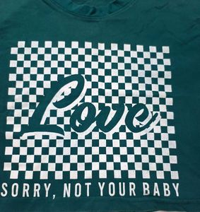 Green boxer style Cropped T-Shirt with "Love" Grap