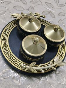 Elegant Gold & Black Decorative Jar Set