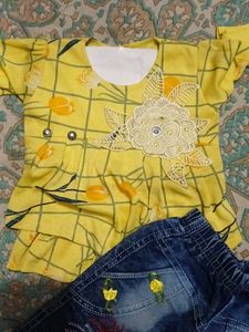 Cute Yellow Top &amp; Denim Jeans Set