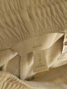 White Capri Joggers H&amp;M