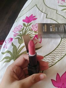 Swiss Beauty Dare to Matte Lipstick