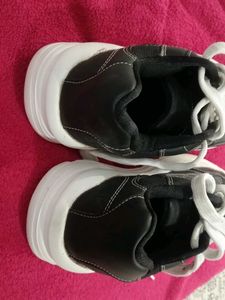 Stylish Black Sneakers