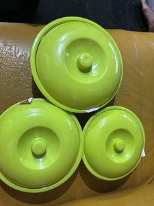 Set of 3 serving bowls