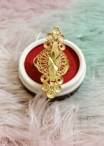 Brand new Exquisite Gold Filigree Ring
