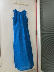 Kurta with a sleeveless full length inner