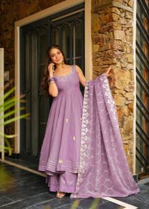 Elegant Lavender Kurta Set with Dupatta