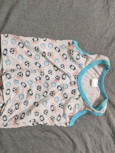 Used New born baby clothes